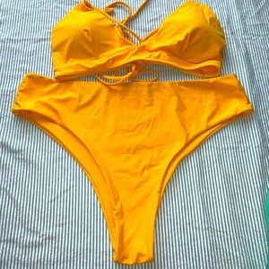 Yellow bikini size 20
